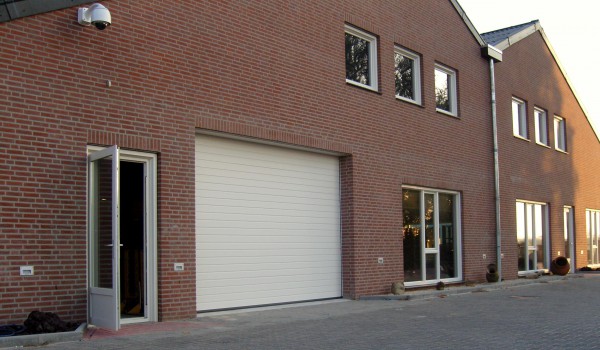 2008